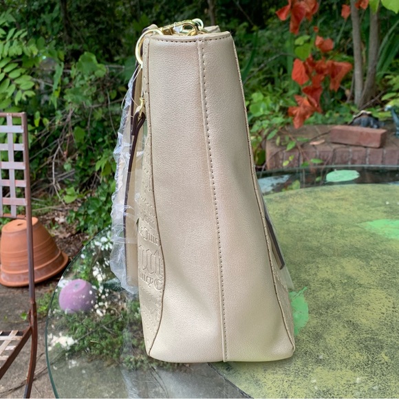 JUICY COUTURE Gold Embossed Word Play TOTE BAG! Neutral Faux Leather Crossbody - Picture 3 of 9